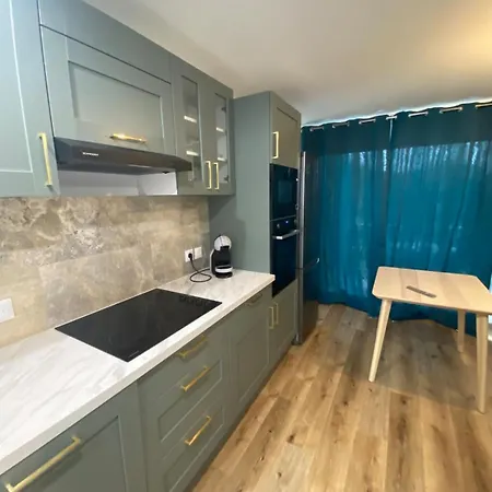 Le Bali, Renove Climatisation Piscine Parking *